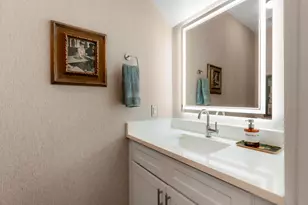 1148 Webberville Rd, Austin, TX 78721 - Photo 15