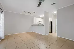 802 S 1st St, Austin, TX 78704 - Photo 3