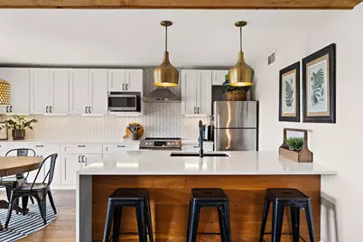 305 Venture Boulevard S, Lago Vista, TX 78645 - Photo 7