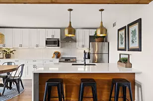 305 Venture Blvd S, Lago Vista, TX 78645 - Photo 7