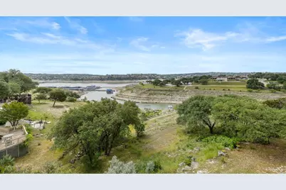 305 Venture Boulevard S, Lago Vista, TX 78645 - Photo 35