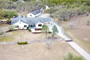 1175 Enchanted Oaks Dr, Driftwood, TX 78619 - Photo 3