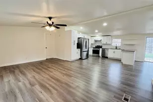 557 Fm 2336, Bastrop, TX 78602 - Photo 7