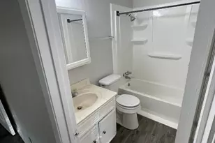 12613 Tree Line Dr, Austin, TX 78729 - Photo 9