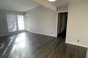 12613 Tree Line Dr, Austin, TX 78729 - Photo 13