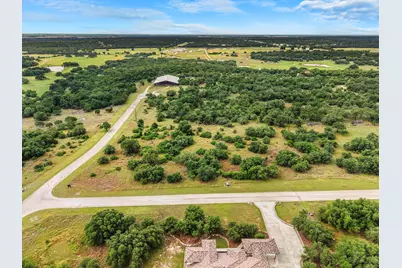 650 Strada Luca, Florence, TX 76527 - Photo 5
