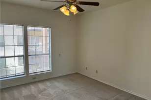 3001 Cedar St, Austin, TX 78705 - Photo 9