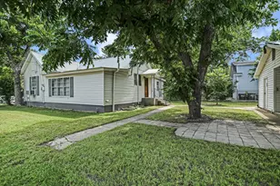 312 W 10th St, Georgetown, TX 78626 - Photo 7