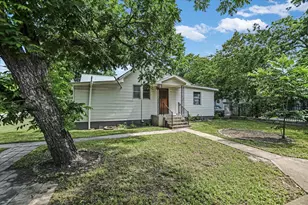 312 W 10th St, Georgetown, TX 78626 - Photo 9