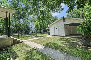 312 W 10th St, Georgetown, TX 78626 - Photo 17