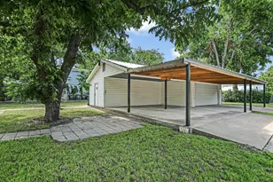 312 W 10th St, Georgetown, TX 78626 - Photo 13
