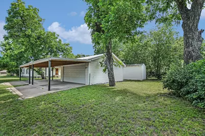 312 W 10th Street, Georgetown, TX 78626 - Photo 11