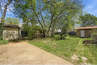 8011 Lazy Lane #B, Austin, TX 78757 - Photo 21