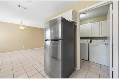 8011 Lazy Lane #B, Austin, TX 78757 - Photo 11