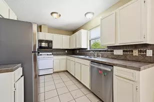 8011 Lazy Ln, Austin, TX 78757 - Photo 9