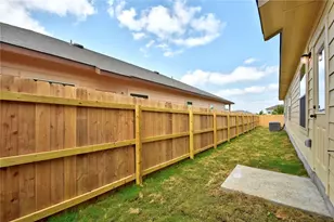 467 Jack Rabbit Ln, Buda, TX 78610 - Photo 23