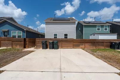 889 Powell Street, Kyle, TX 78640 - Photo 7