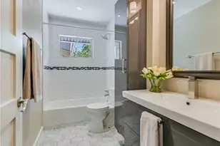 5213 Gladstone Dr, Austin, TX 78723 - Photo 9