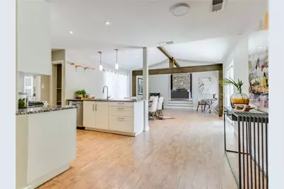 5213 Gladstone Drive, Austin, TX 78723 - Photo 5