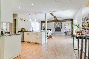 5213 Gladstone Dr, Austin, TX 78723 - Photo 5