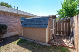 2321 Friarcreek Loop, Round Rock, TX 78664 - Photo 33