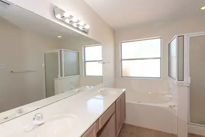 2321 Friarcreek Loop, Round Rock, TX 78664 - Photo 15