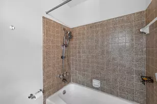 1405 Southwood Hills Dr, Taylor, TX 76574 - Photo 25
