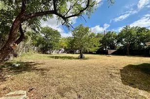 2614 Sol Wilson Ave, Austin, TX 78702 - Photo 7