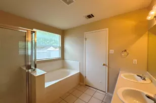 209 Katy B Ln, Bastrop, TX 78602 - Photo 37