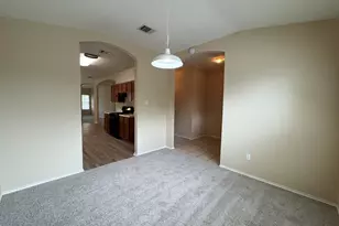 209 Katy B Ln, Bastrop, TX 78602 - Photo 5