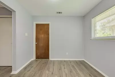 10405 Quail Ridge Drive, Austin, TX 78758 - Photo 21