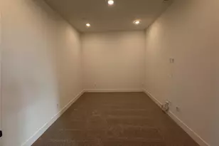 306 Yaklin Dr, Liberty Hill, TX 78642 - Photo 5