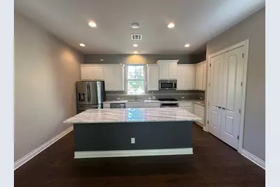 210 Versilia Circle, Lakeway, TX 78734 - Photo 5