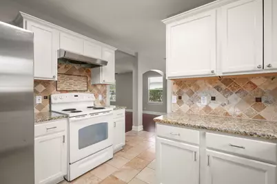 1011 Kenneys Way, Round Rock, TX 78665 - Photo 11
