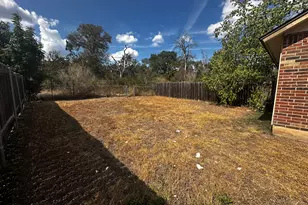 6004 Parkwood Dr, Austin, TX 78735 - Photo 15