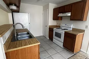 6004 Parkwood Dr, Austin, TX 78735 - Photo 7