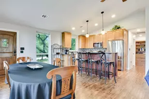 910 Plant Lady Ln, Dripping Springs, TX 78620 - Photo 31