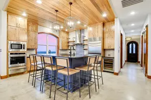 910 Plant Lady Ln, Dripping Springs, TX 78620 - Photo 7