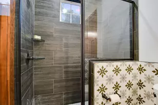 910 Plant Lady Ln, Dripping Springs, TX 78620 - Photo 17