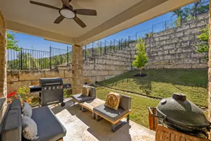 499 Anfield Cir, Austin, TX 78738 - Photo 25