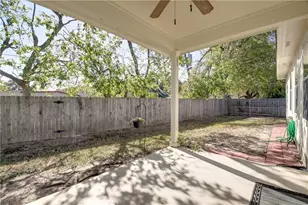 113 Spur Cove, Kyle, TX 78640 - Photo 25