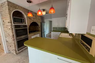 1706 Windoak Dr, Austin, TX 78741 - Photo 15