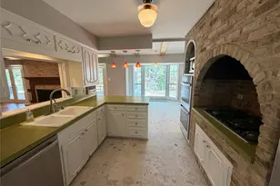 1706 Windoak Dr, Austin, TX 78741 - Photo 13