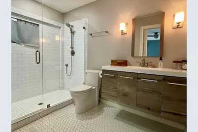 1706 Windoak Drive, Austin, TX 78741 - Photo 21