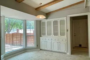 1706 Windoak Dr, Austin, TX 78741 - Photo 9
