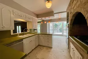 1706 Windoak Dr, Austin, TX 78741 - Photo 11