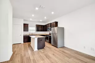 10859 Emerick St, San Antonio, TX 78252 - Photo 13