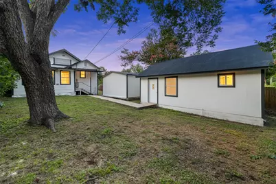 707 W 7th Street, Taylor, TX 76574 - Photo 23