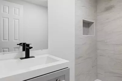 707 W 7th Street, Taylor, TX 76574 - Photo 19