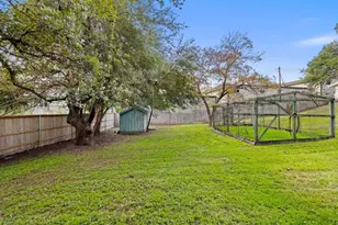 601 Sandringham Cir, Austin, TX 78704 - Photo 5